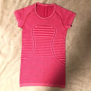 Lululemon SS Lululemon SS Swiftly - Size 4